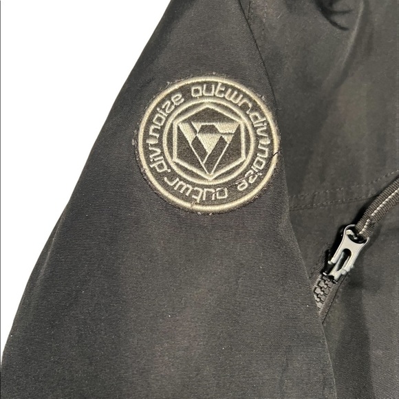 NOIZE weather proof ski jacket, Woman Size L - Picture 9 of 11